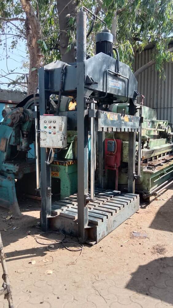 Hydraulic Bale Press 200 Ton for sale at Raj Engineering and Machinery Vapi