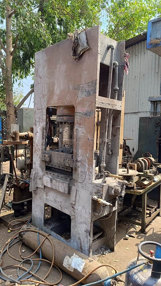 Hydraulic Press – H-Frame (Heavy) for sale at Raj Engineering and Machinery Vapi