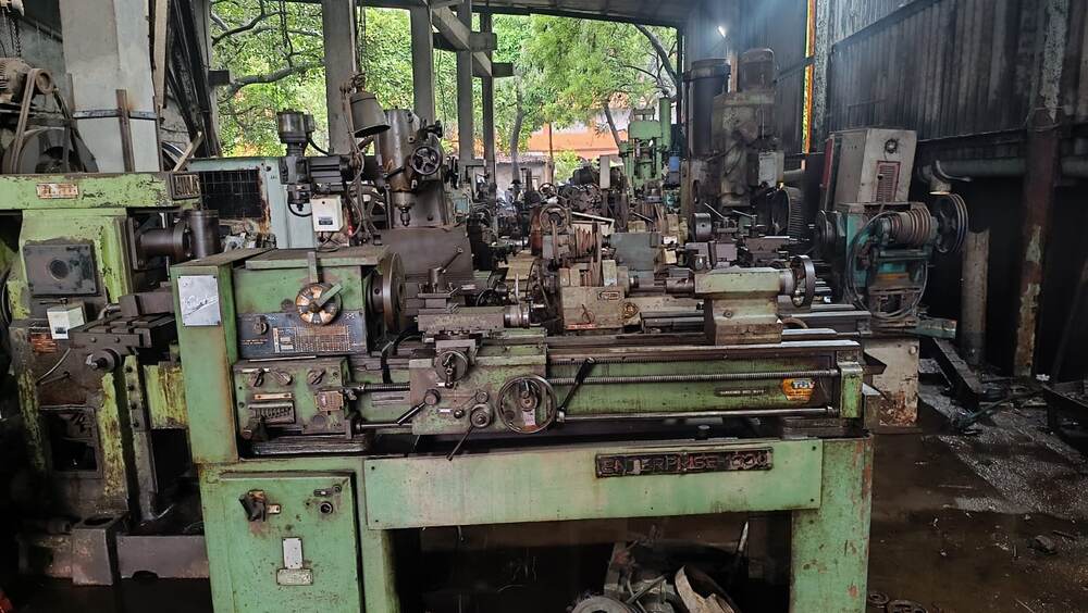 Lathe 6 ft – Kirloskar Enterprise 1330 for sale at Raj Engineering and Machinery Vapi